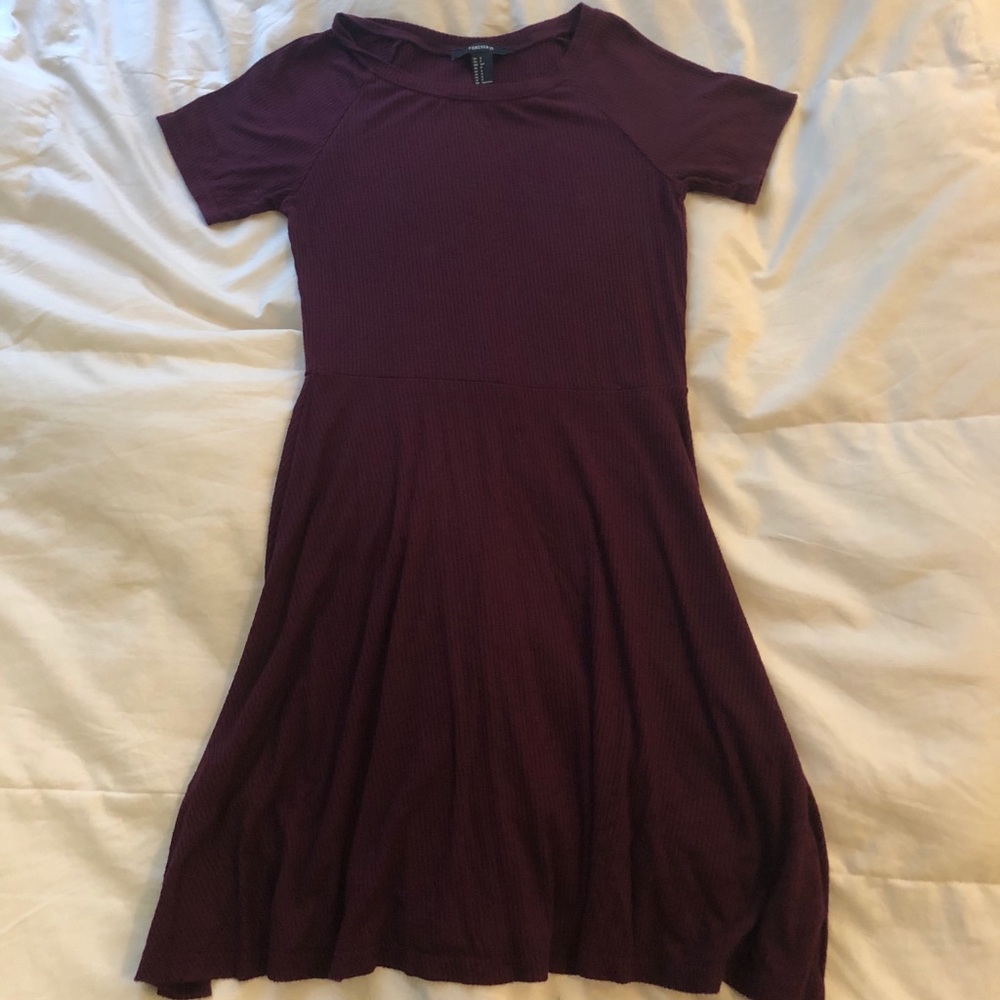 Short sleeve plum dress
